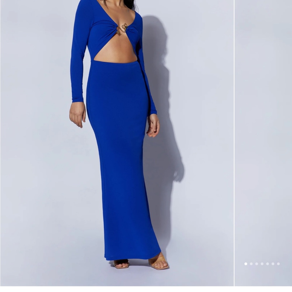 Meshki cut out maxi Dress whit Hardware